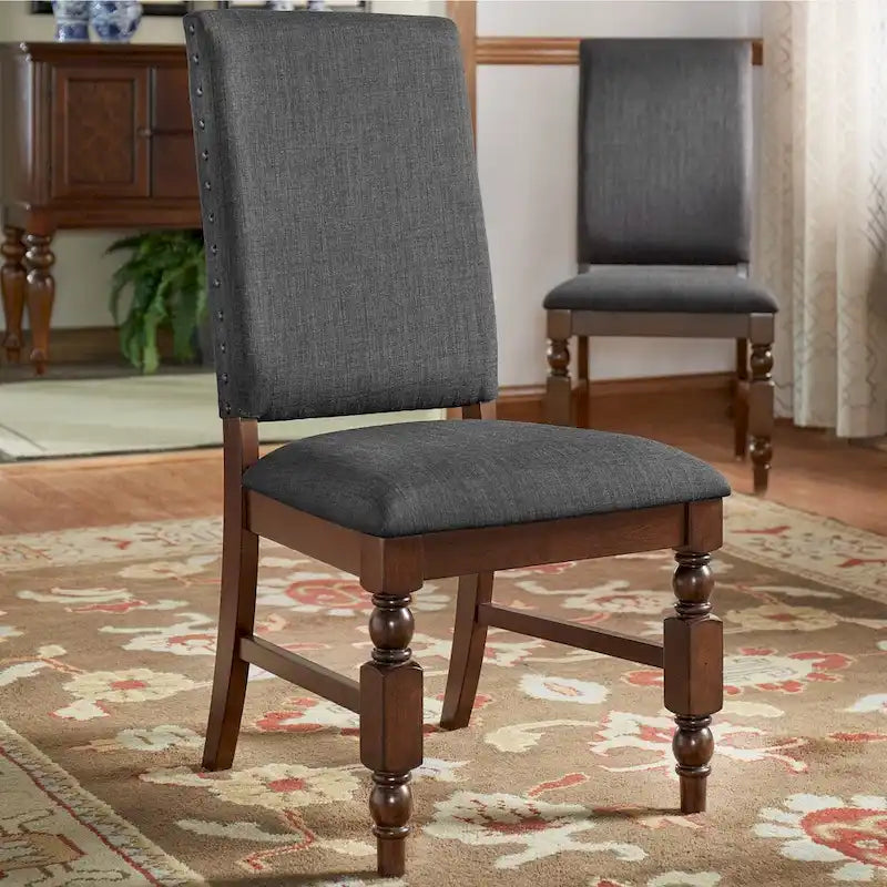 Sedie da pranzo imbottite Flatiron Nailhead (set da 2) di